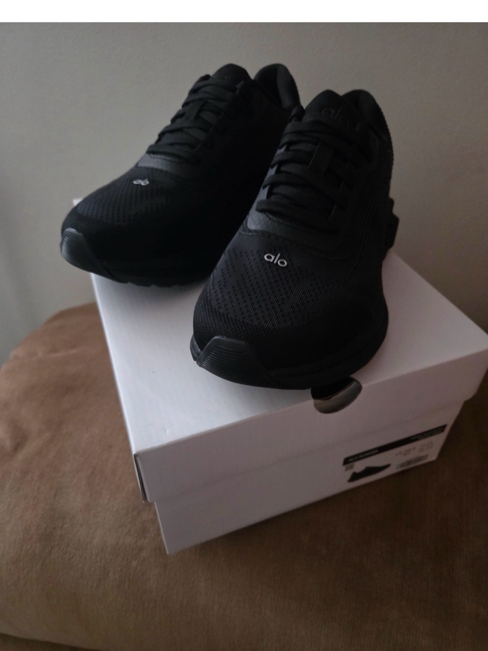 ALO Yoga Black Performance Running Shoes